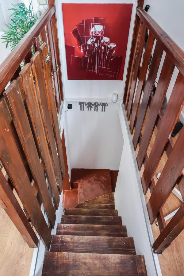 ליסבון Cozy 3 Bedroom Apt In Lively Bairro Alto מראה חיצוני תמונה